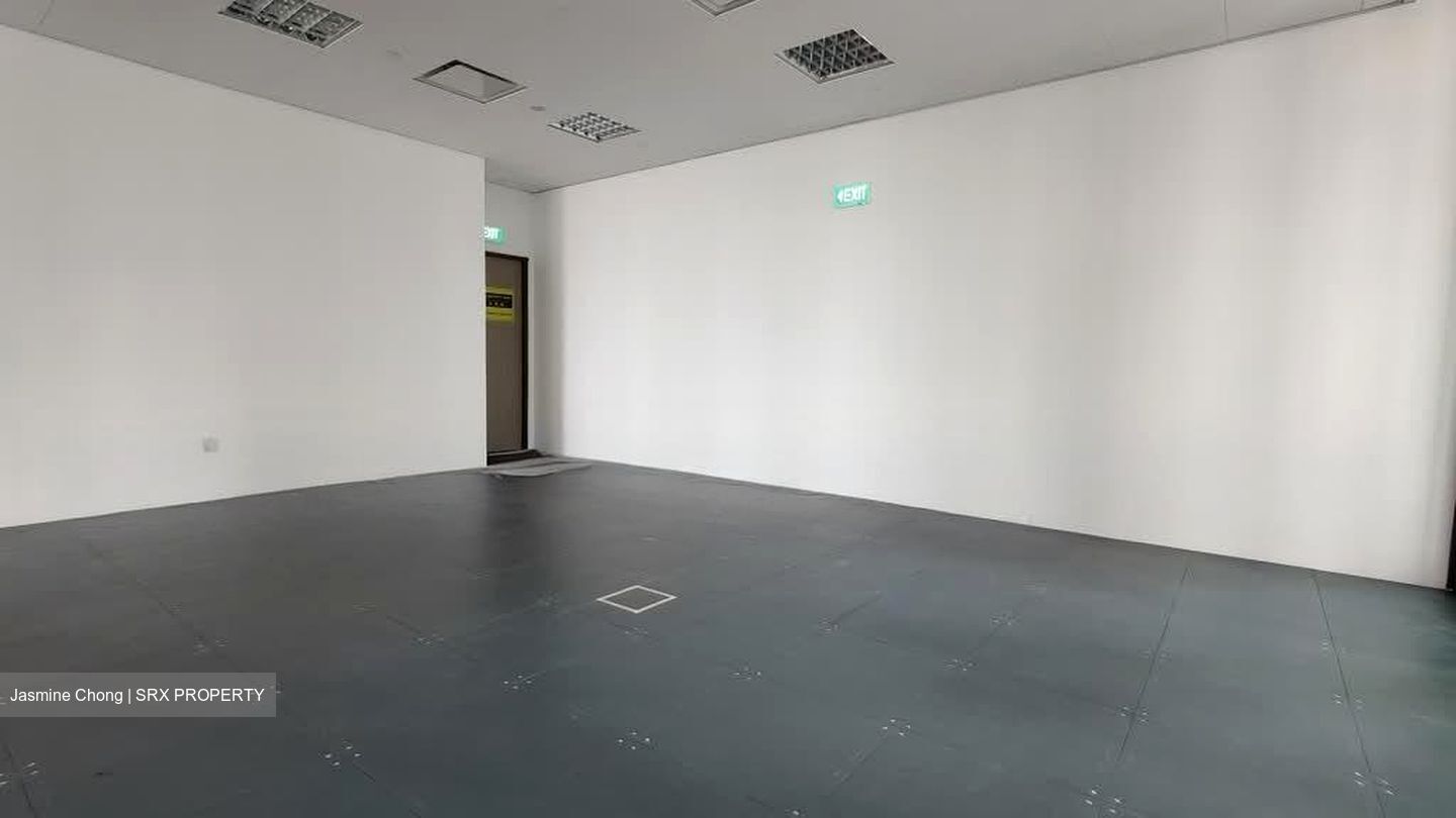 Hub Synergy Point (D2), Office #545902231